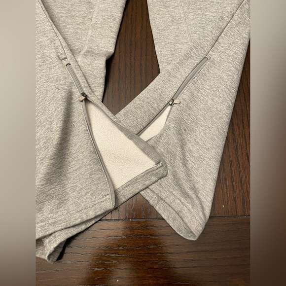 Womens small therma-fit pants nike - Picture 5 of 5